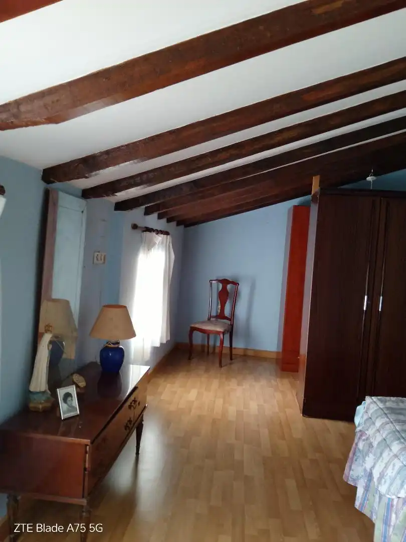 Dormitori de Casa o xalet en venda en Valdeolea