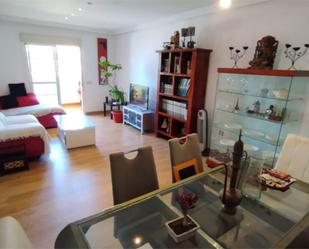 Living room of Flat for sale in Roquetas de Mar  with Air Conditioner, Terrace and Swimming Pool