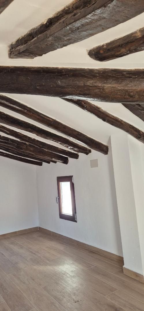 Single-family semi-detached for sale in Aras de los Olmos  with Storage room, Oven and Washing machine