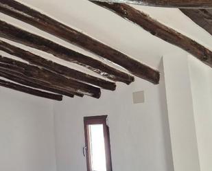 Casa adosada en venda en Aras de los Olmos amb Traster, Forn i Rentadora