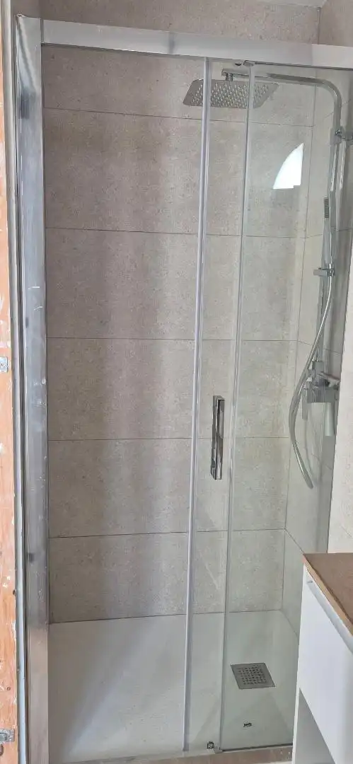 Bathroom of Detached homes for sale in Aras de los Olmos  with Storage room, Oven and Washing machine