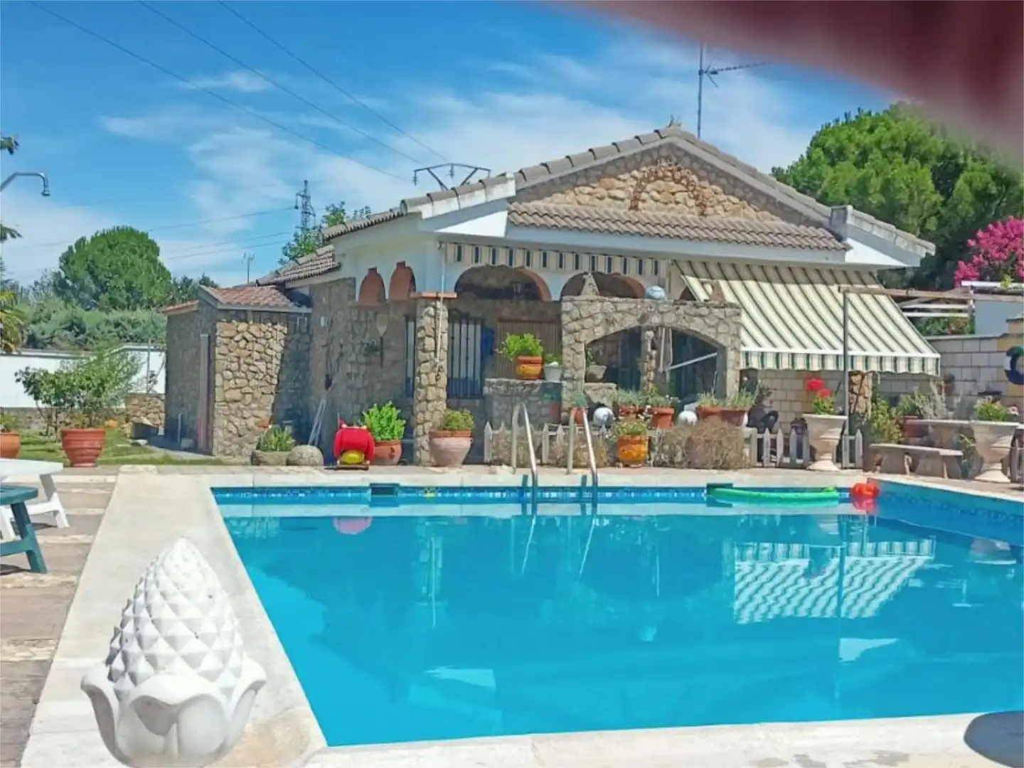 Finca rústica en venda a Coria Piscina de Finca rústica en venda en Coria amb Aire condicionat, Jardí privat i Terrassa