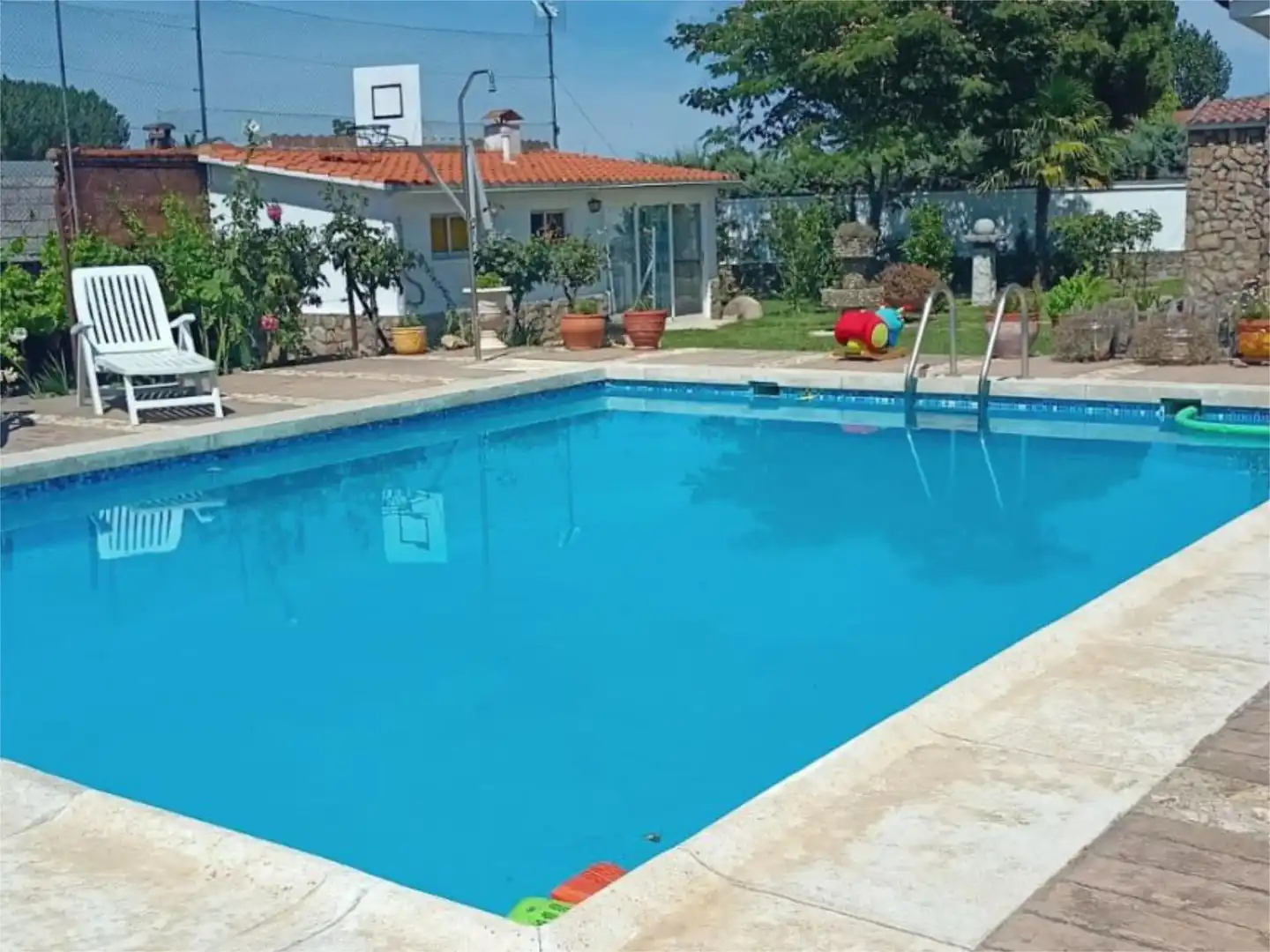 Finca rústica en venda a Coria Piscina de Finca rústica en venda en Coria amb Aire condicionat, Jardí privat i Terrassa