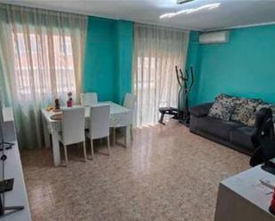 Sala d'estar de Pis en venda en  Zaragoza Capital amb Calefacció, Terrassa i Moblat
