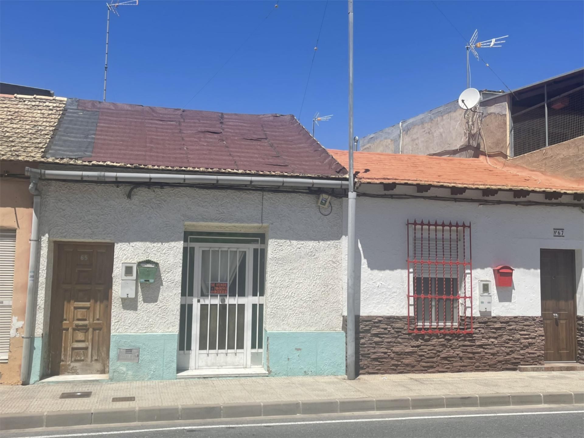 Vista exterior de Casa adosada en venda en Granja de Rocamora