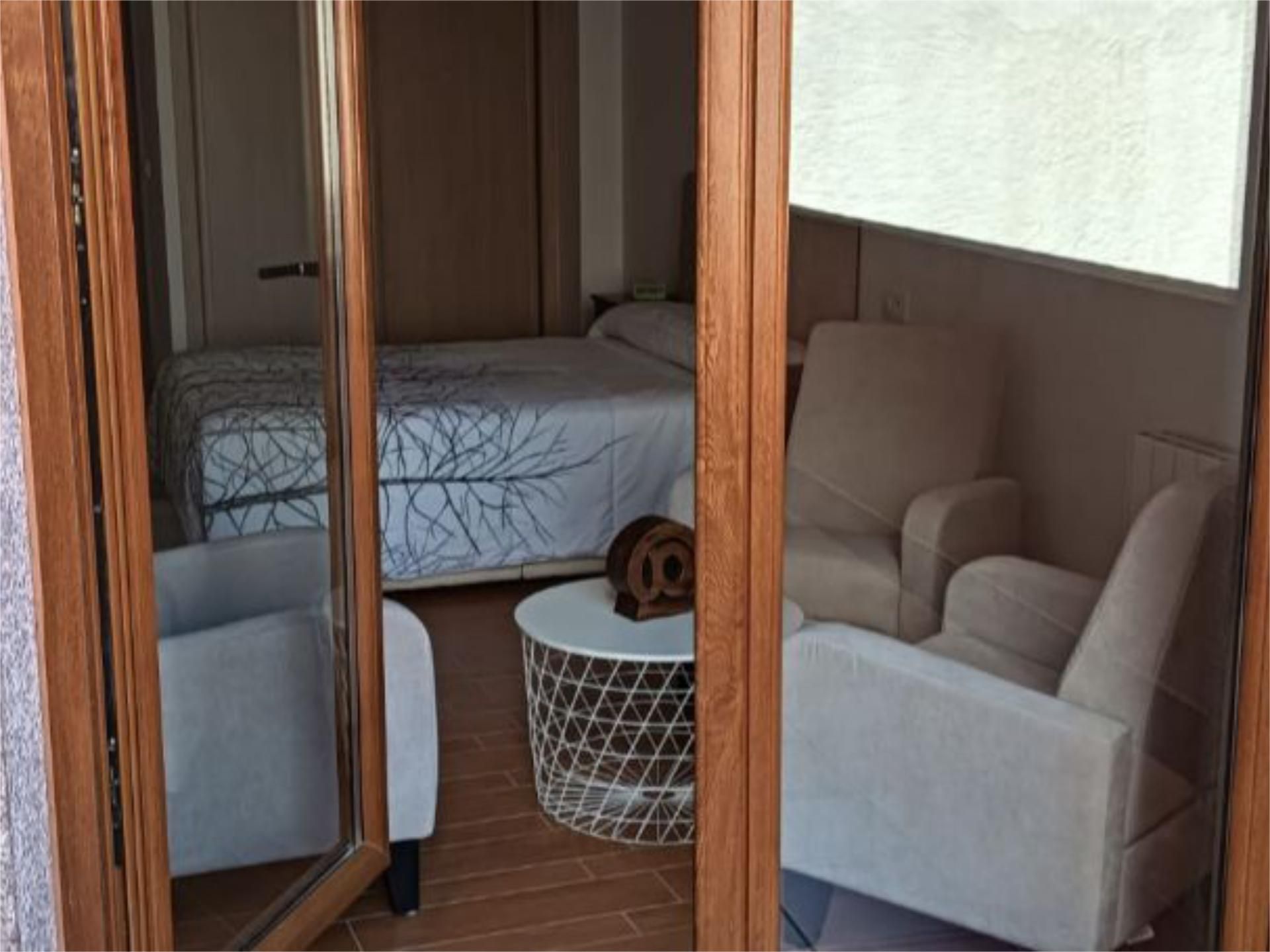 Dormitori de Pis en venda en Malpica de Bergantiños amb Calefacció, Terrassa i Traster