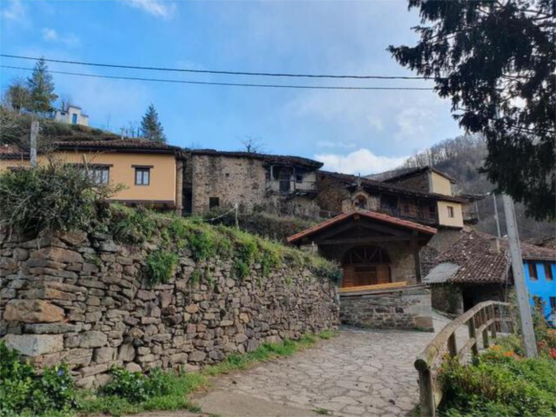 Vista exterior de Casa o xalet en venda en Quirós