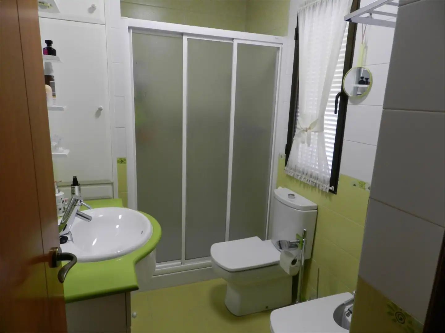 Casa adosada en venta en Calle Madrid, 18, Mancha Real Baño de Casa adosada en venta en Mancha Real con Aire acondicionado, Terraza y Balcón
