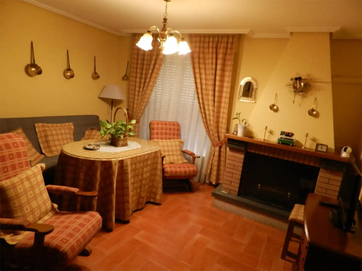 Casa adosada en venta en Calle Madrid, 18, Mancha Real Comedor de Casa adosada en venta en Mancha Real con Aire acondicionado, Terraza y Balcón