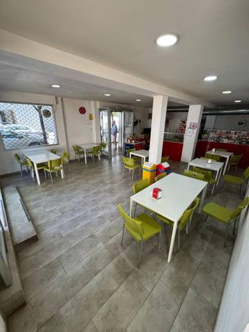 Local comercial en Alquiler en Calle Guadarrama, 4 en El Plantinar – Avda. La Paz - El Juncal