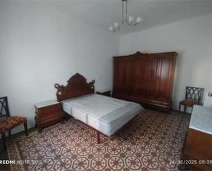 Attic to rent in Goya