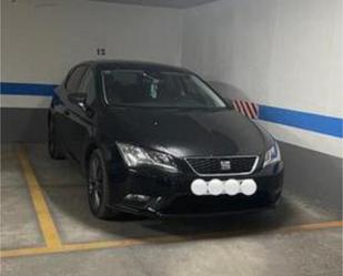 Garage to rent in Fátima