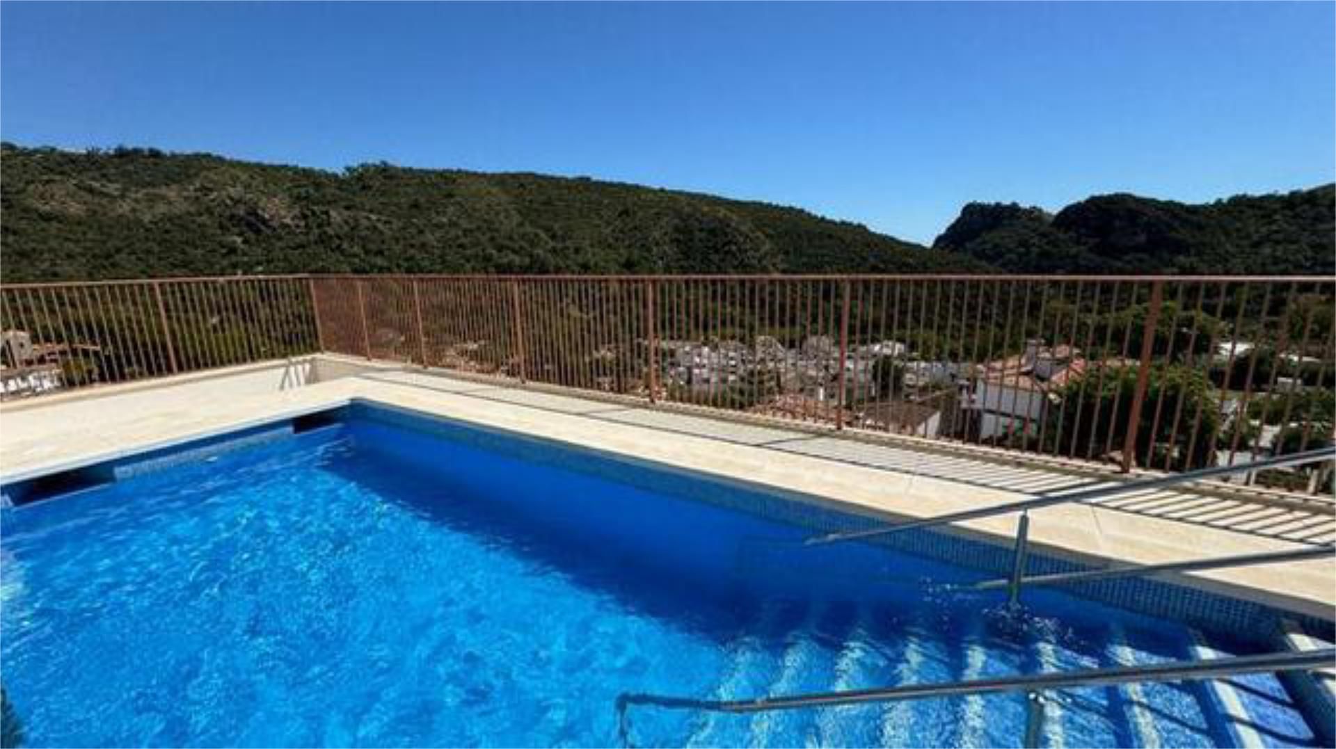 Piscina de Estudi en venda en Benahavís amb Piscina
