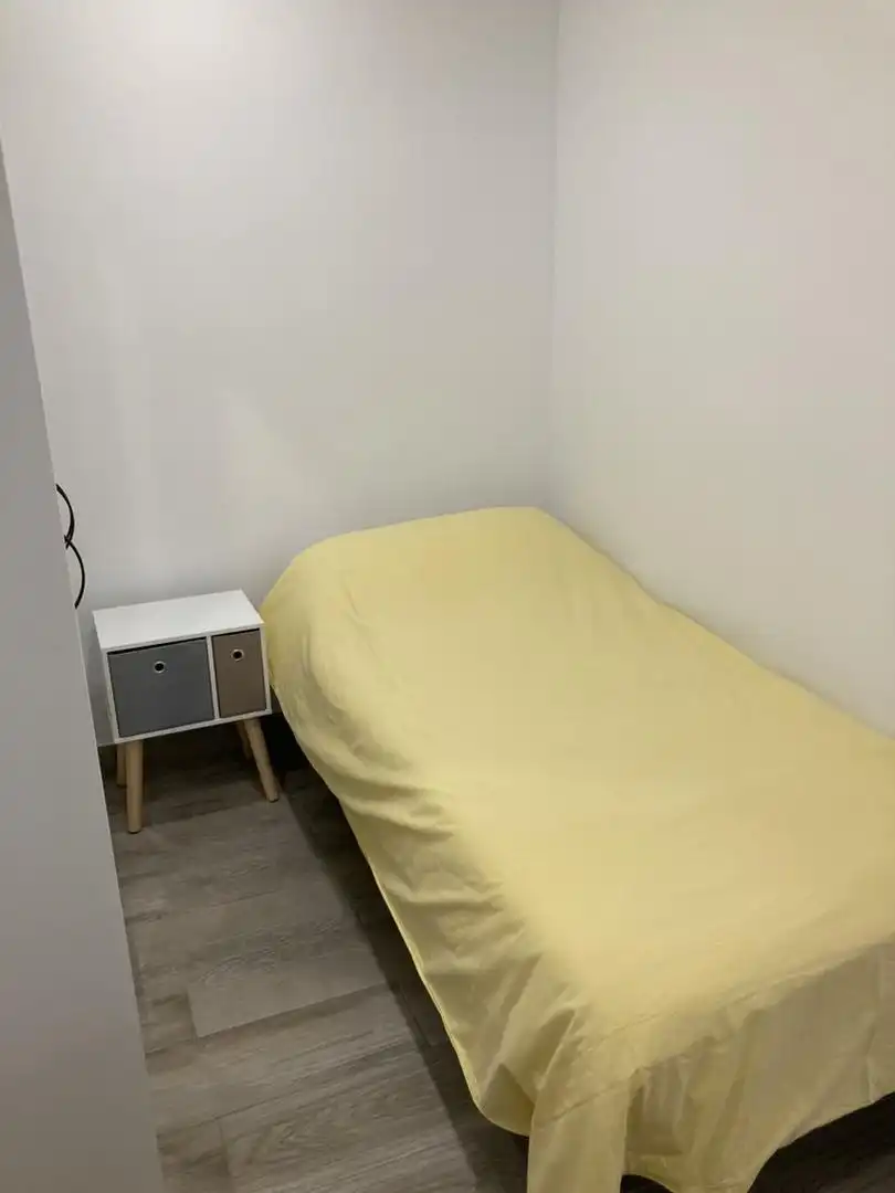 Habitación en Plaza Jesús Guridi, 1, Casco histórico Habitación de Piso para compartir en Alcalá de Henares con Aire acondicionado, Calefacción y Terraza