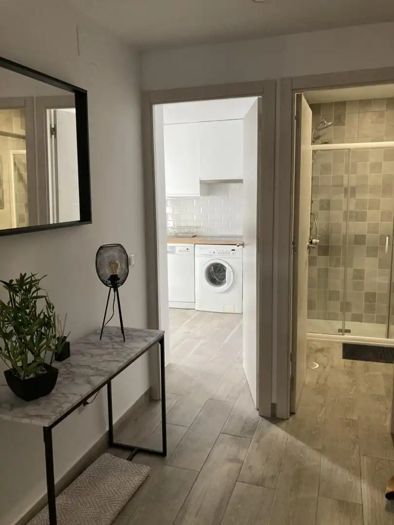 Habitación en Plaza Jesús Guridi, 1, Casco histórico Piso para compartir en Alcalá de Henares con Aire acondicionado, Calefacción y Terraza