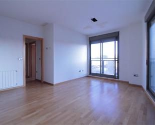 Bedroom of Flat to rent in Torrent  with Air Conditioner, Heating and Parquet flooring