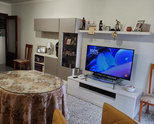 Sala d'estar de Pis en venda en Mérida amb Aire condicionat, Terrassa i Balcó