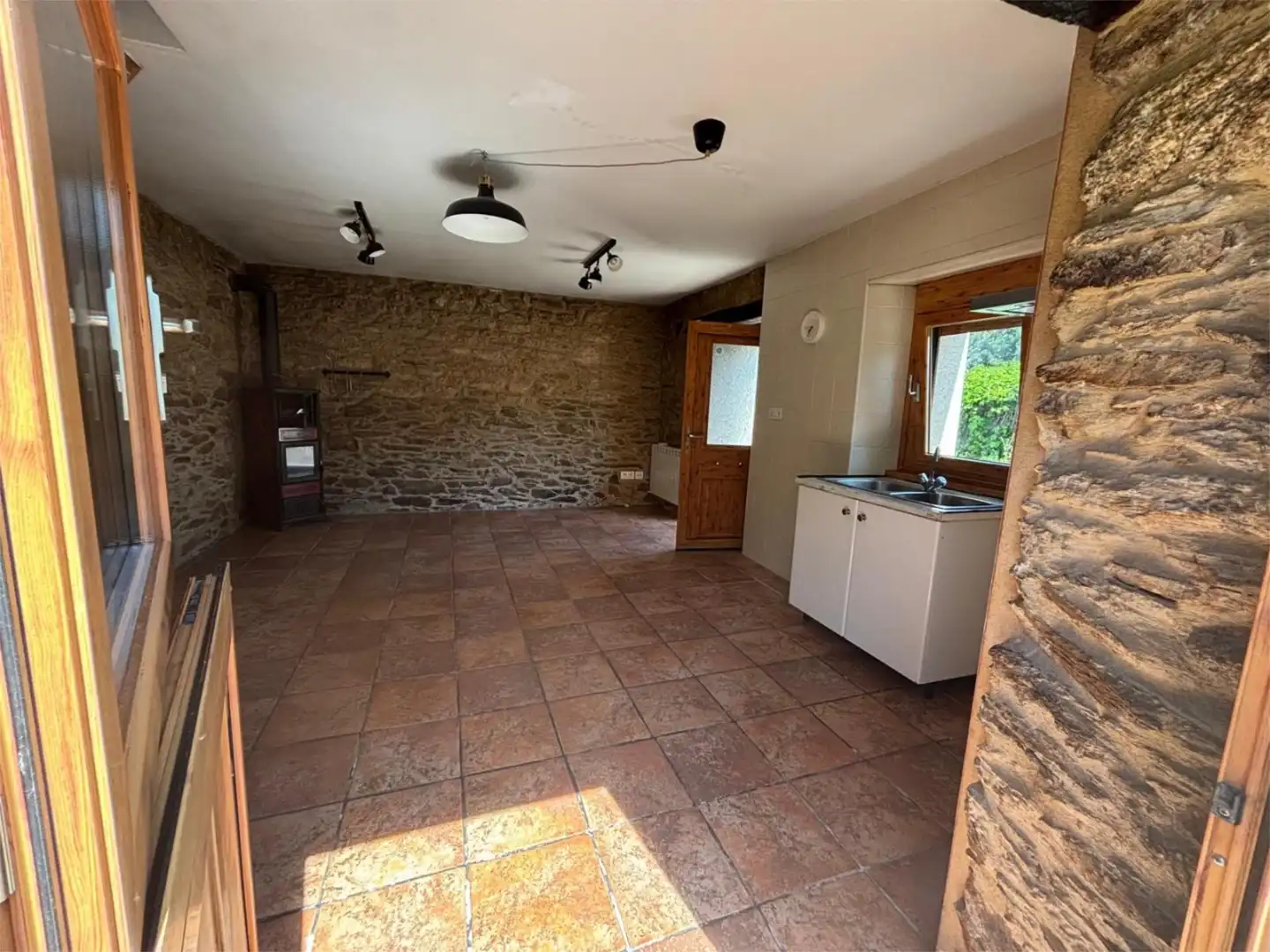 Kitchen of Detached homes for sale in Guitiriz  with Heating, Private garden and Furnished