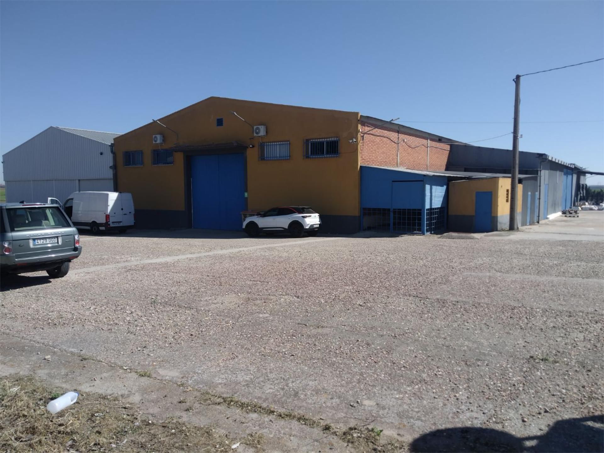 Vista exterior de Nau industrial de lloguer en Torrejón de Velasco