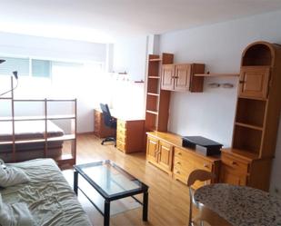 Living room of Study to rent in  Madrid Capital  with Air Conditioner and Swimming Pool