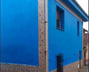 Exterior view of Single-family semi-detached for sale in Oviedo   with Heating, Private garden and Terrace