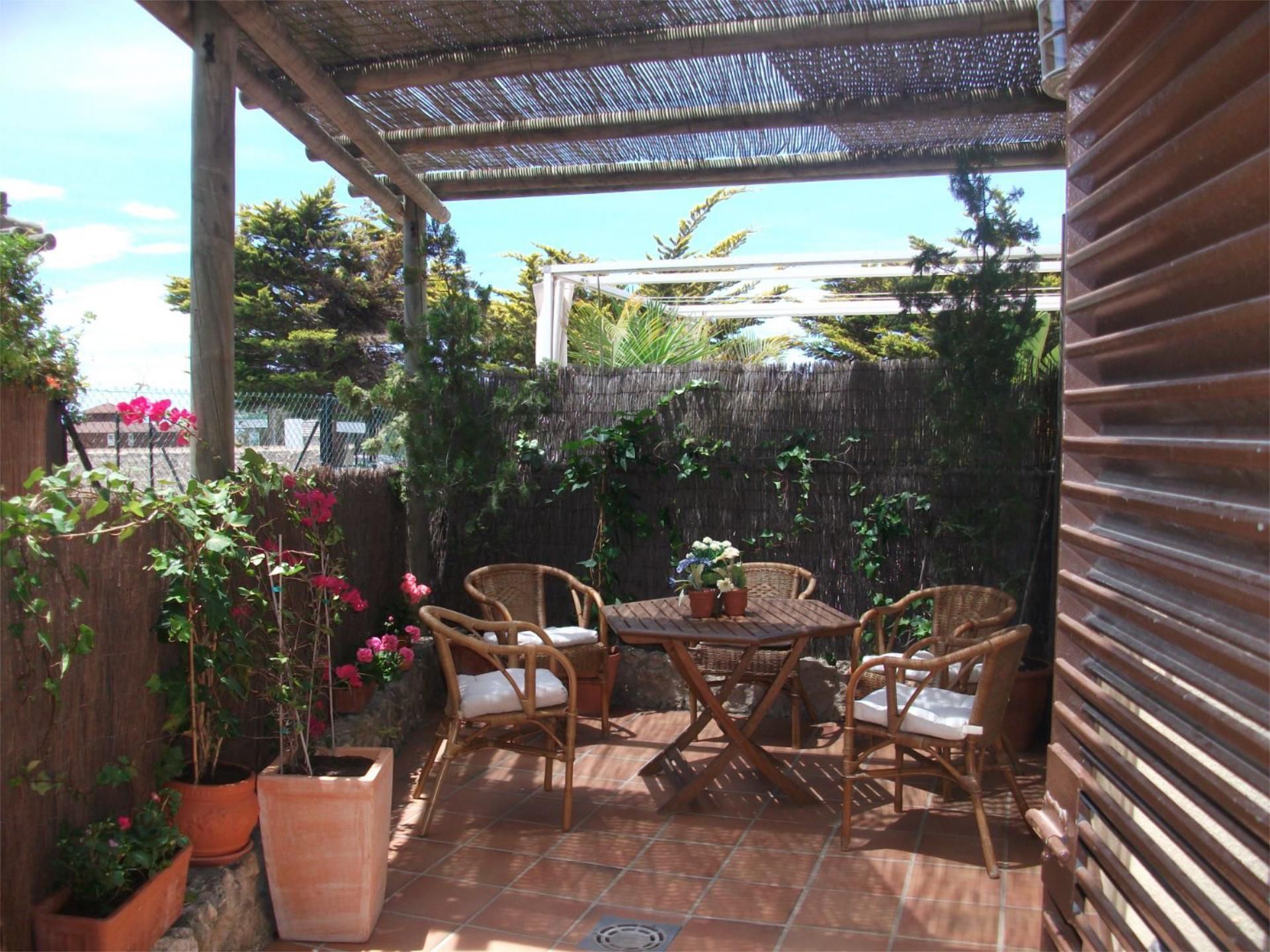 Terrassa de Pis de lloguer en  Cádiz Capital amb Calefacció, Jardí privat i Terrassa