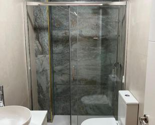 Bathroom of Flat to rent in  Murcia Capital  with Air Conditioner, Terrace and Balcony