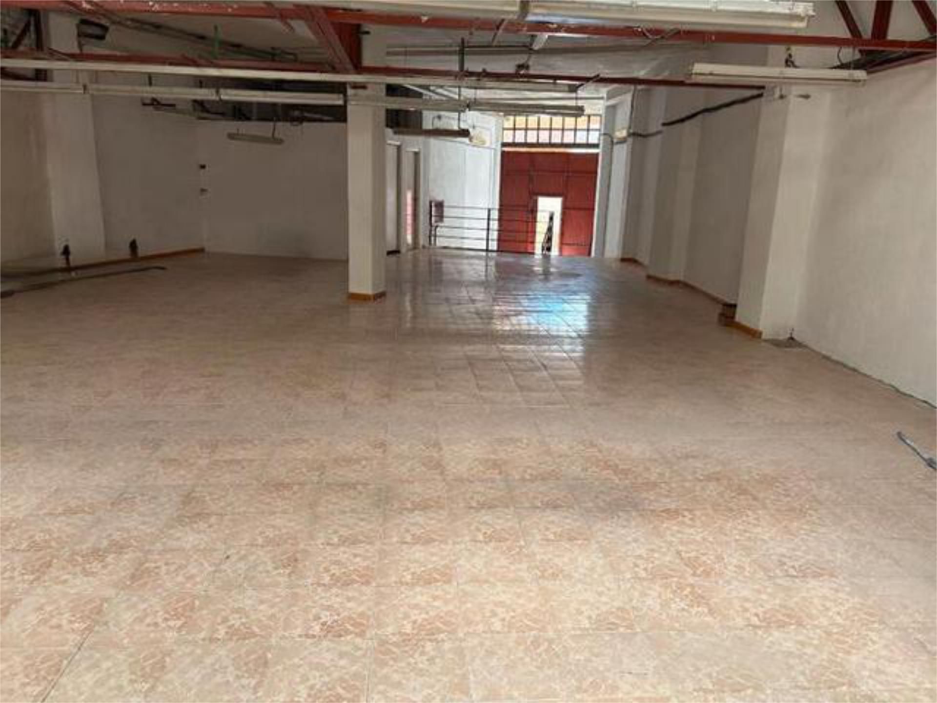 Industrial buildings to rent in Talavera de la Reina