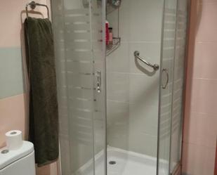 Bathroom of Flat to share in L'Ametlla de Mar   with Air Conditioner, Heating and Parquet flooring