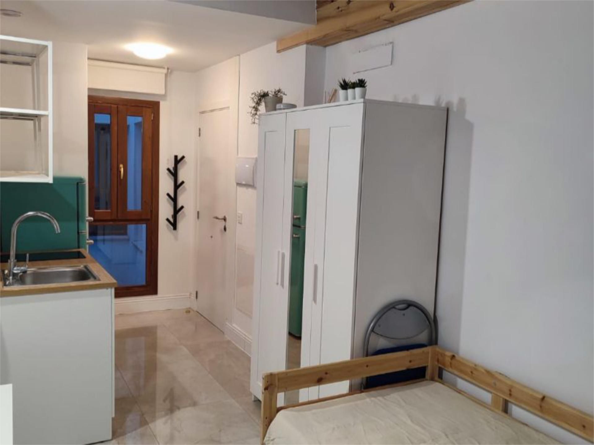 Apartment to rent in Calle San Juan de Dios, 32, Centro - Sagrario