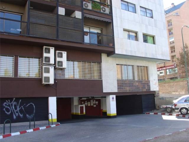 Garaje en Alquiler en Avenida del Doctor Federico Rubio y Galí, 19 en Bellas Vistas