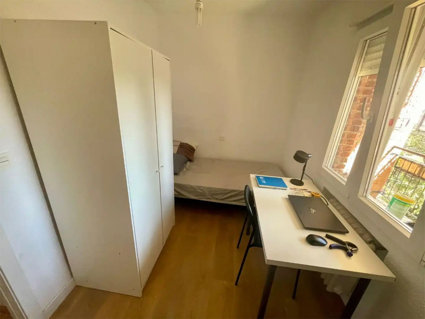 Bedroom of Flat for share in Madrid  with Heating, Terrace and Furnished