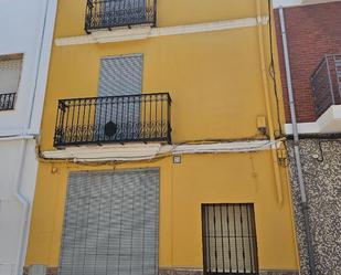 Vista exterior de Planta baixa en venda en Miramar amb Terrassa