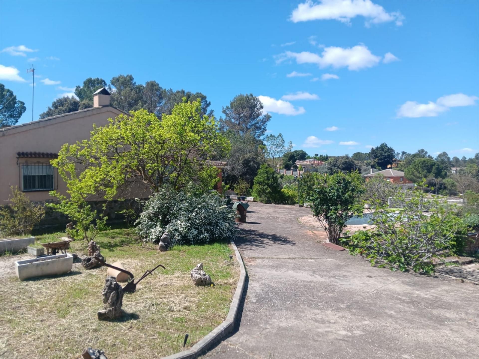 Jardí de Casa o xalet en venda en Almoguera amb Jardí privat, Terrassa i Traster