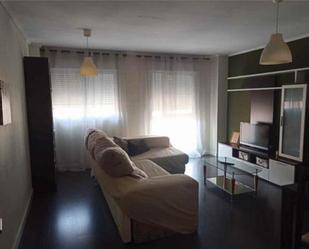 Sala d'estar de Pis de lloguer en Badajoz Capital amb Moblat