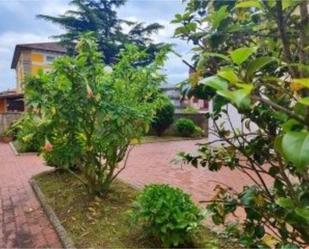 Garden of Single-family semi-detached for sale in Santa María de Cayón  with Heating, Private garden and Parquet flooring