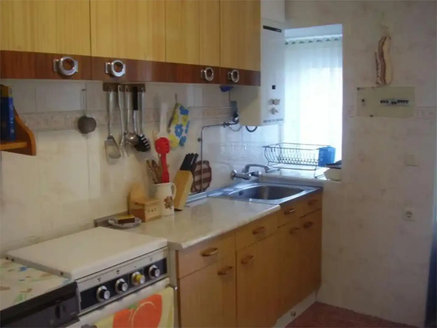 Piso en venta en Calle Calvo Sotelo, 1, Villafranca de la Sierra Cocina de Piso en venta en Villafranca de la Sierra con Calefacción, Terraza y Amueblado