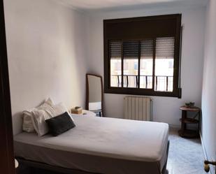 Bedroom of Flat to share in Montmeló  with Oven, Washing machine and Microwave