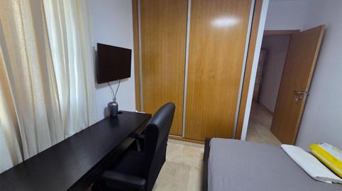 Piso para compartir en Calle Turmalina, 7, Arroyo de la Miel, Málaga - imagen 2 Foto 2 de Piso para compartir en Calle Turmalina, 7, Arroyo de la Miel, Málaga