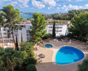 Dormitori de Apartament de lloguer en Calvià amb Terrassa i Piscina