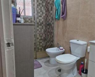 Bathroom of Flat to rent in Palma del Río