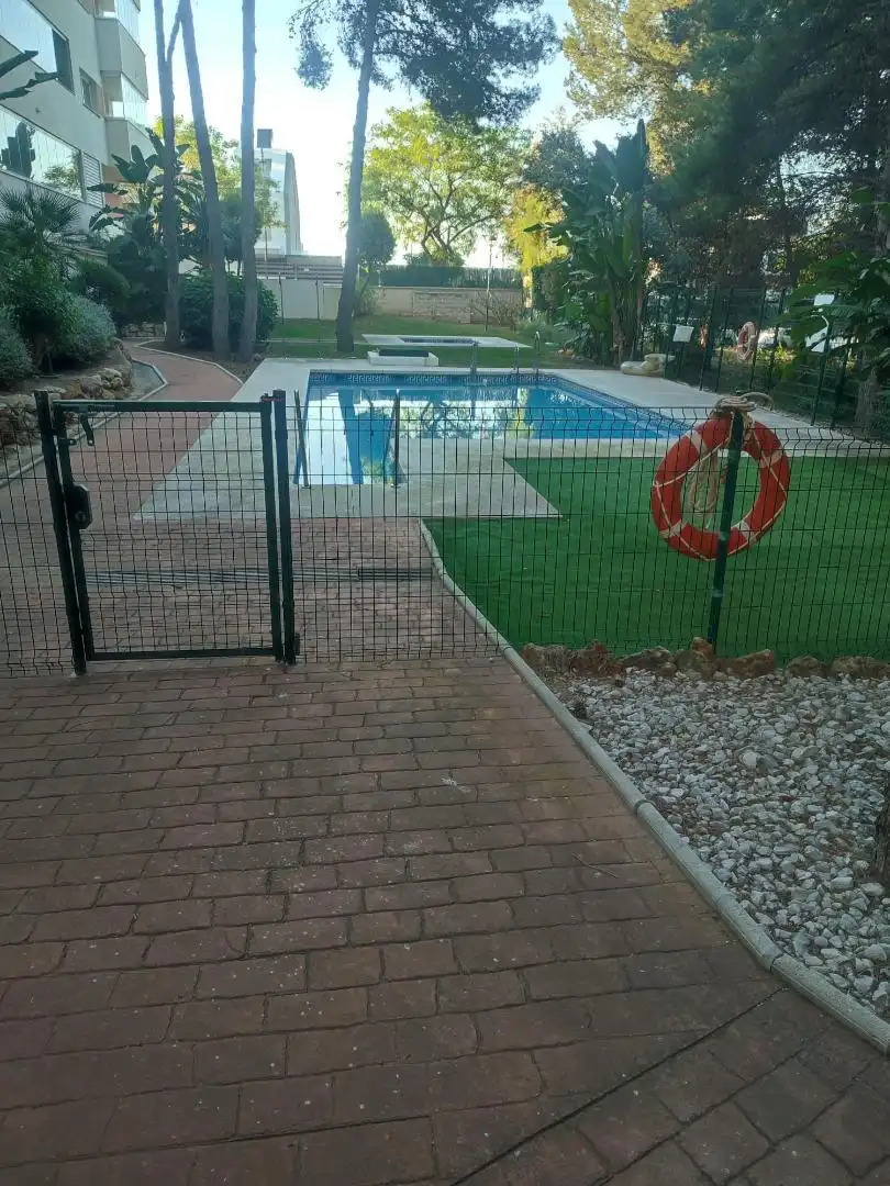 Pis de lloguer a Calle Nigeria, 1, Churriana - El Pizarrillo - La Noria-Guadalsol Piscina de Pis de lloguer en Málaga amb Terrassa, Moblat i Forn