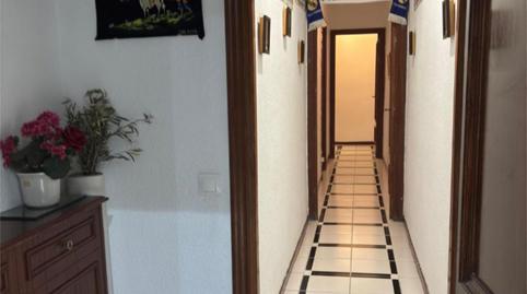 Foto 2 de Piso en venta en Almendrales, Madrid