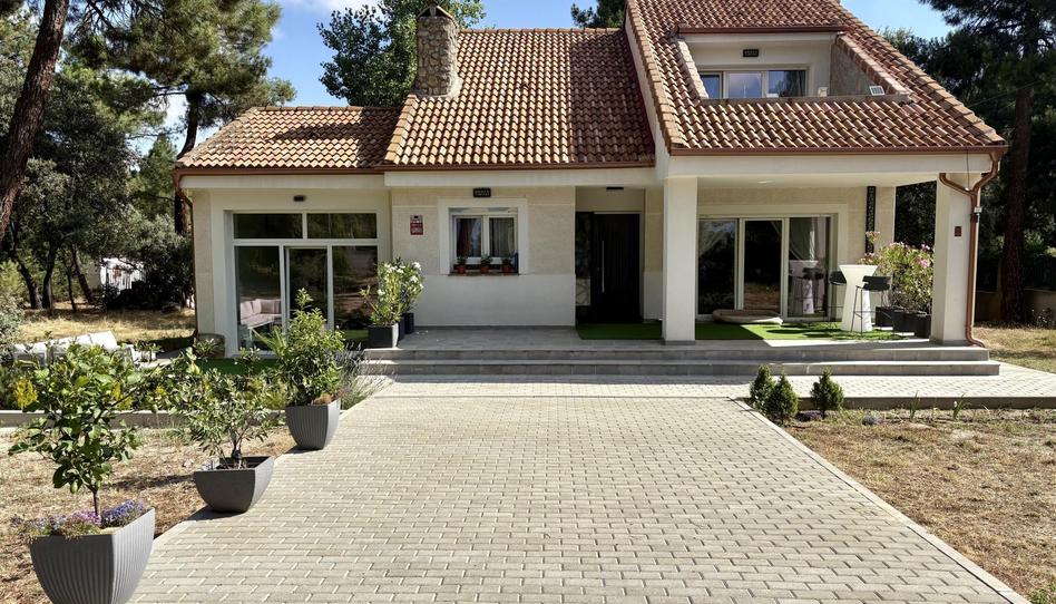 Casa o chalet en venta en Urbanizacion Parraces II, 299, Marugán, Segovia - imagen 1 Foto 1 de Casa o chalet en venta en Urbanizacion Parraces II, 299, Marugán, Segovia