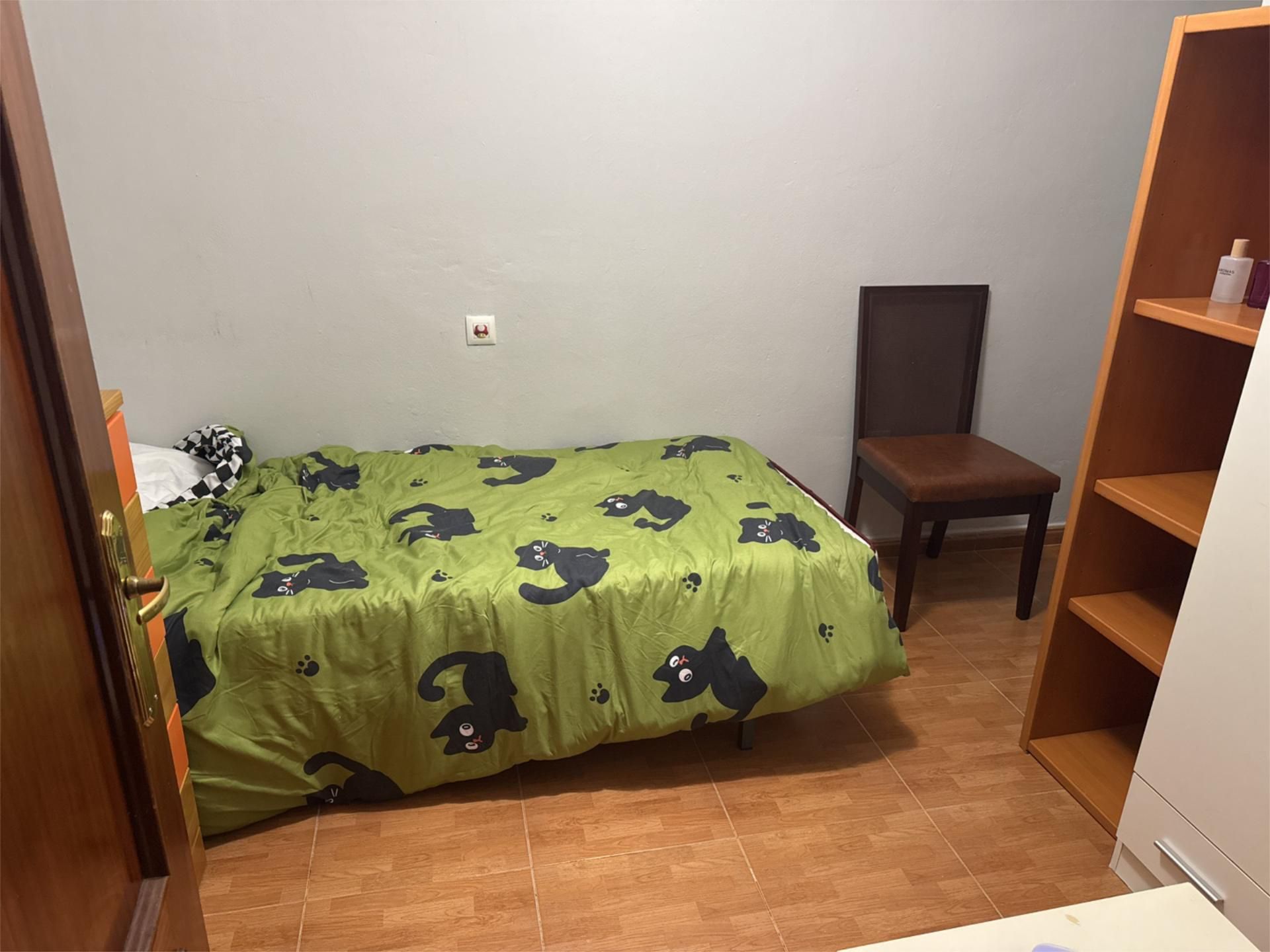 Bedroom of Flat to share in Badajoz Capital  with Terrace