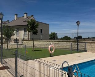 Single-family semi-detached to rent in La Muela