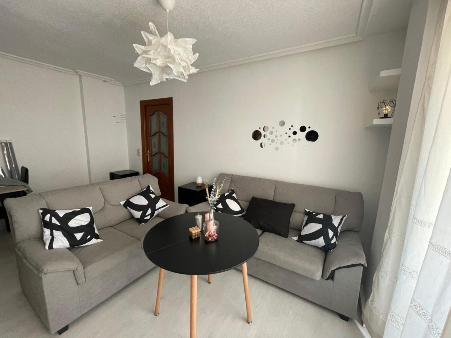 Flat to share in Calle Núcleo Residencial la Paz, 67, La Paz - Las Américas