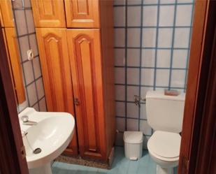Bathroom of Flat for sale in Peñarroya-Pueblonuevo  with Air Conditioner and Balcony