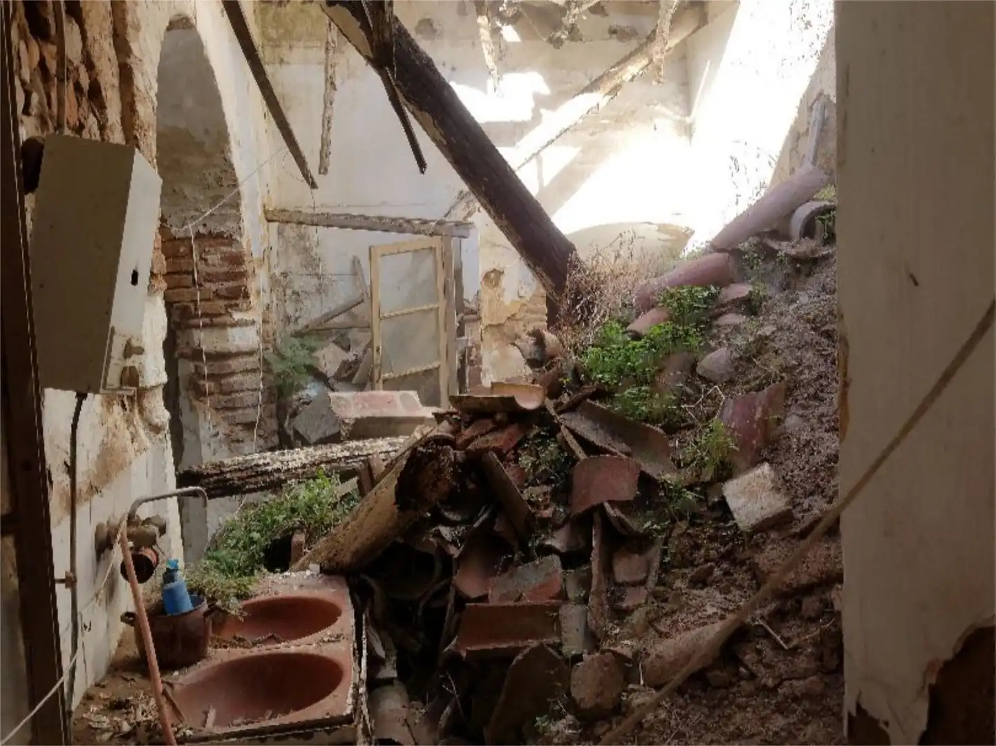 Casa adosada en venda a Calle de Manuel Cabrera, 10, Cazalla de la Sierra Casa adosada en venda en Cazalla de la Sierra amb Jardí privat