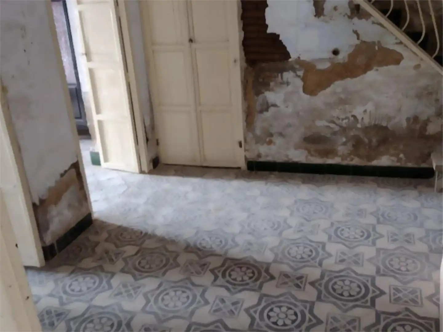 Casa adosada en venda a Calle de Manuel Cabrera, 10, Cazalla de la Sierra Casa adosada en venda en Cazalla de la Sierra amb Jardí privat